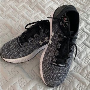 Under Armour run long sneakers